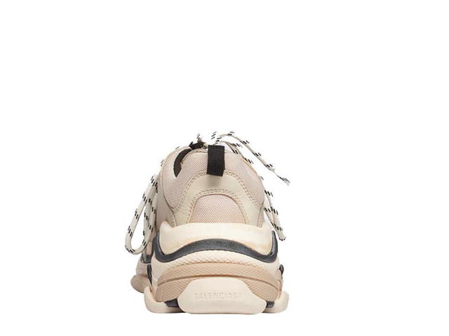 Balenciaga Balenciaga Triple S Sneaker Vanille (W) - view 2