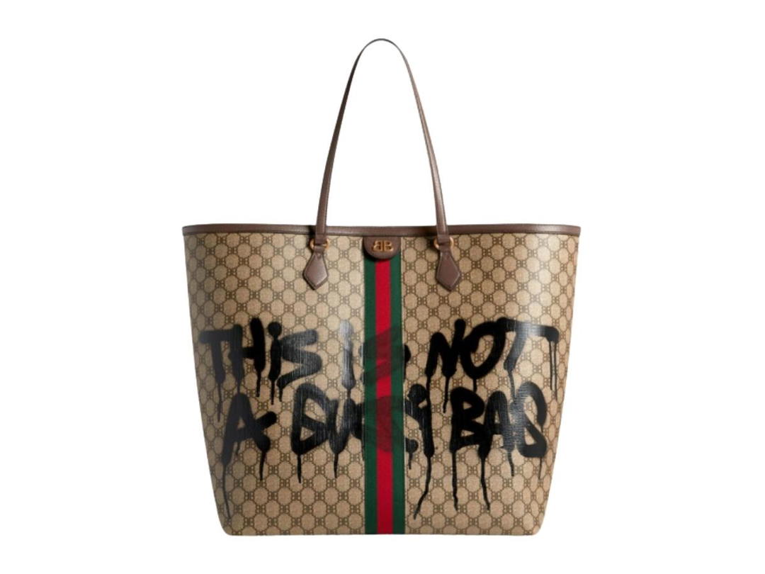 Balenciaga Balenciaga x Gucci Hacker Graffiti Large Tote Bag in Coated Canvas in Beige