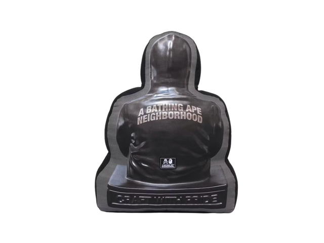 Bape BAPE x Neighborhood Shark Cushion Black - view 2