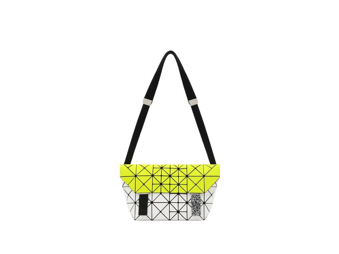 Issey Miyake Issey Miyake BaoBao Issey Miyake Lucent Pixel White Yellow