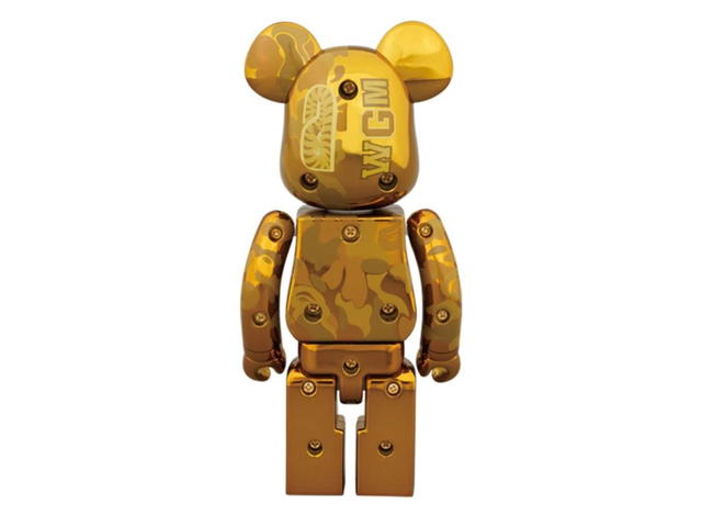 Medicom Toy BE@RBRICK x Bape Superalloy Camo Shark Gold Silver Set 200% - view 2
