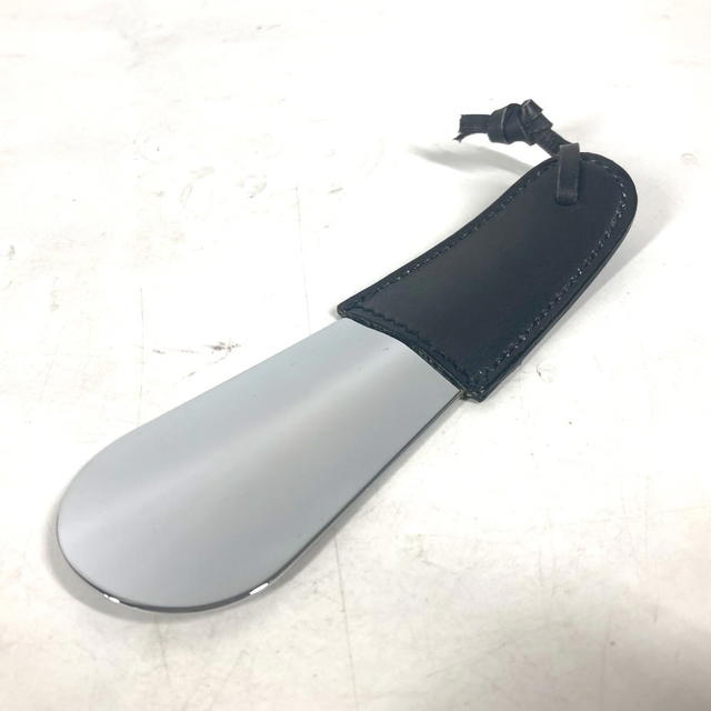 Berluti Berluti Shoehorn shoehorn interior Shoehorn Leather / Metal Black/Silver - view 3