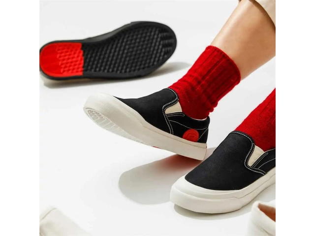 BIKK BIKK "Go" Black Slip-On Sneakers - view 6