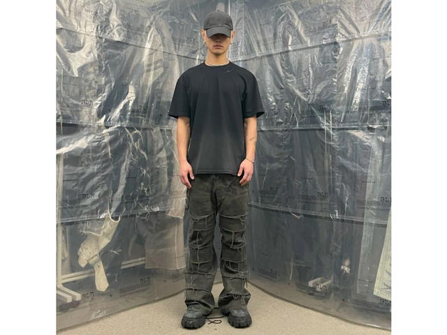 BLR BLR Destroyed Gradation Bleached Short Sleeve Black - view 3