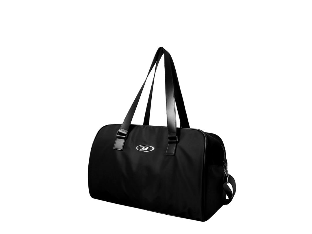 Borntowin Borntowin Big Chrome B Shoulder Bag Black
