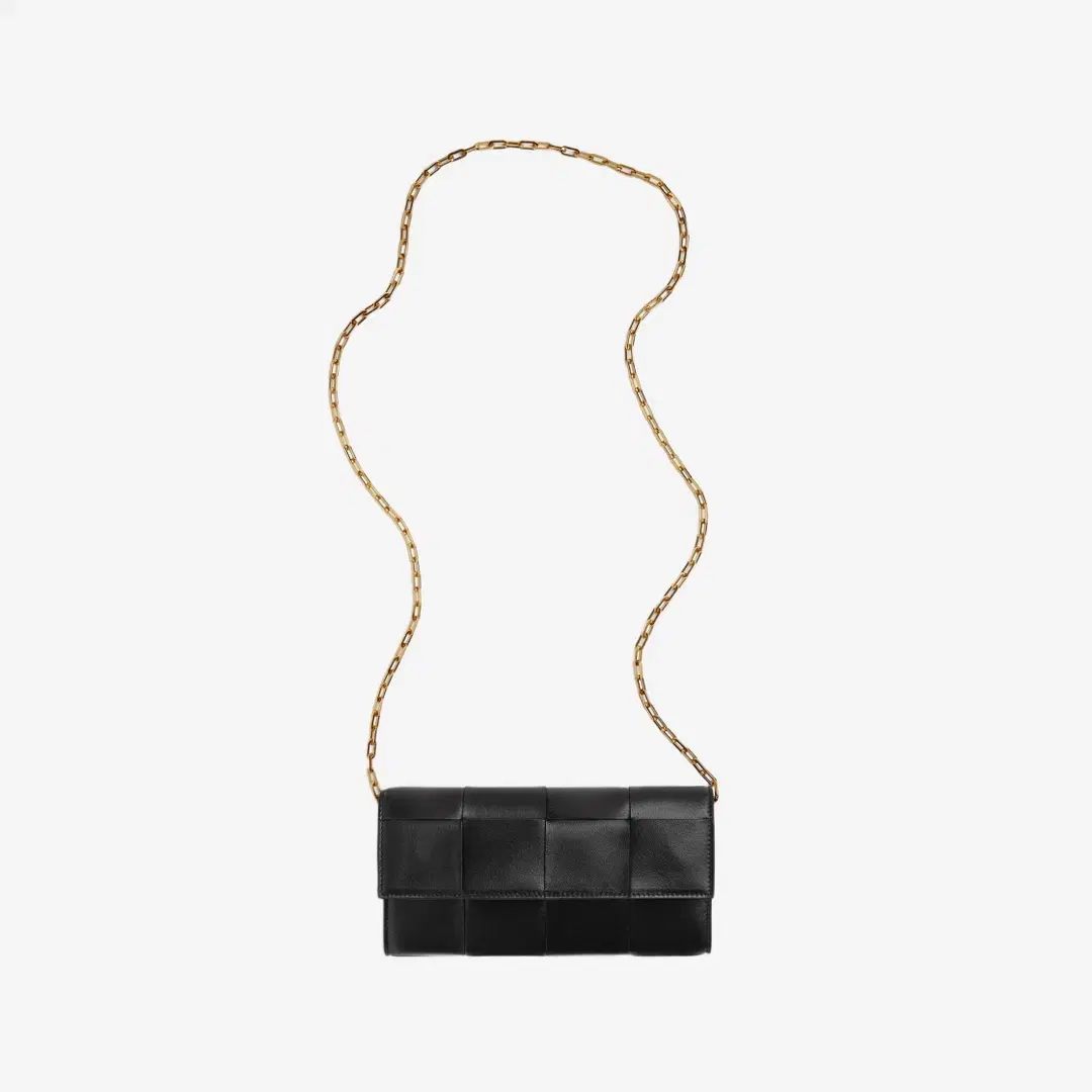 Bottega Veneta Bottega Veneta Cassette Wallet On Chain Black