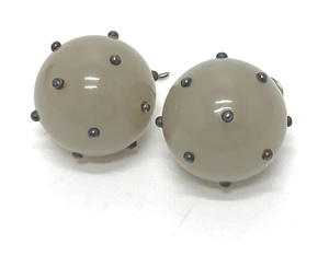 Buy BOTTEGA VENETA Intrecciato ball Accessories Pierce Plastic gray/Silver at Sasom – Authentic and Ready to Ship