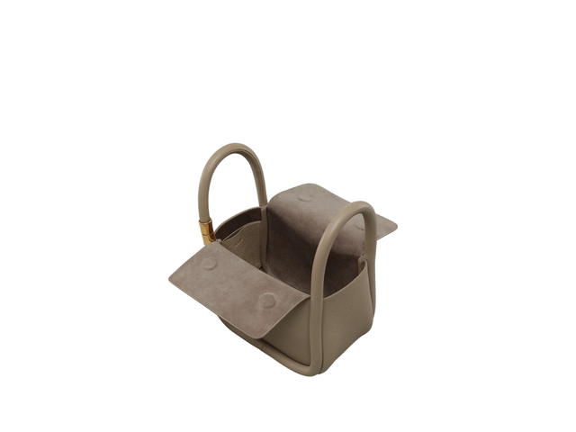 Boyy Boyy Wonton 20 In Pebbled Calfskin Leather With Metal Hardware Turtledove - view 2