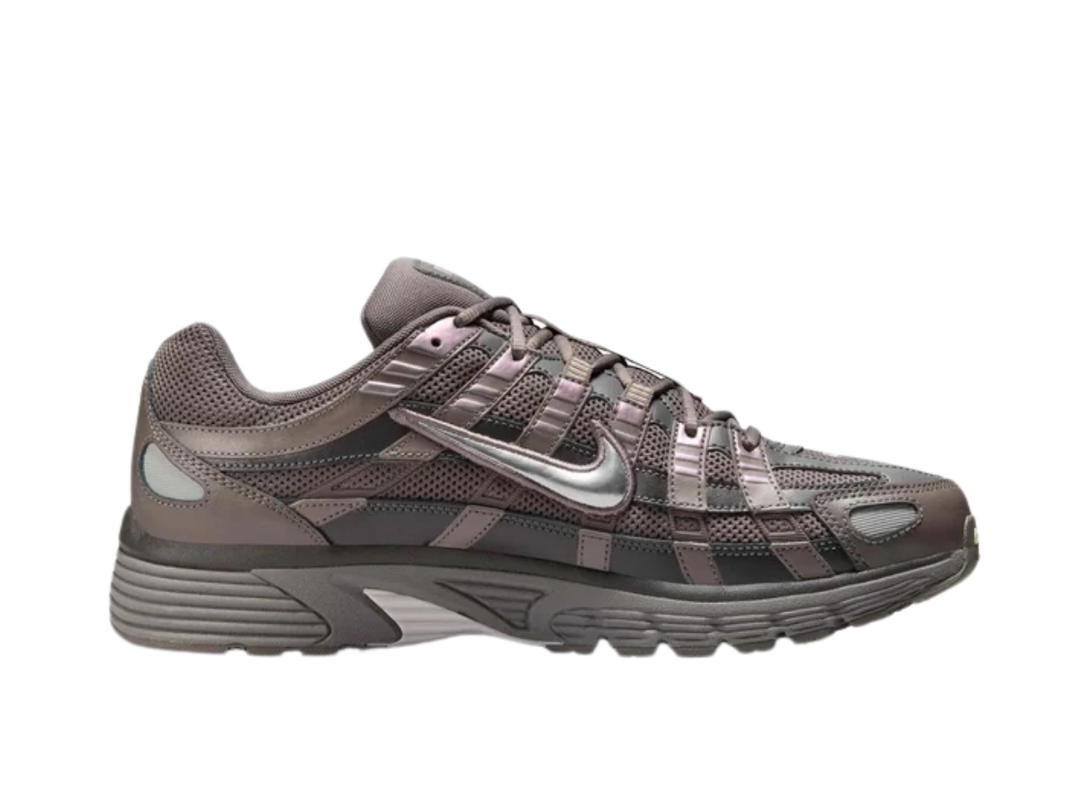 Nike Nike P-6000 Metallic Silver