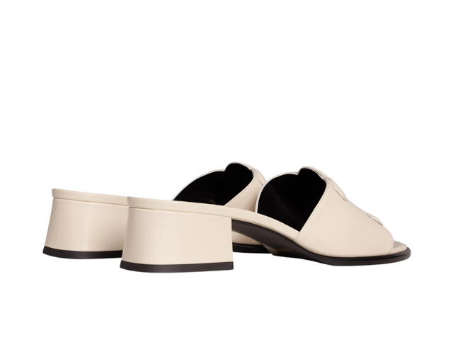 Celine Celine Clemence Mule In Lambskin And Patent Calfskin Milk - view 3