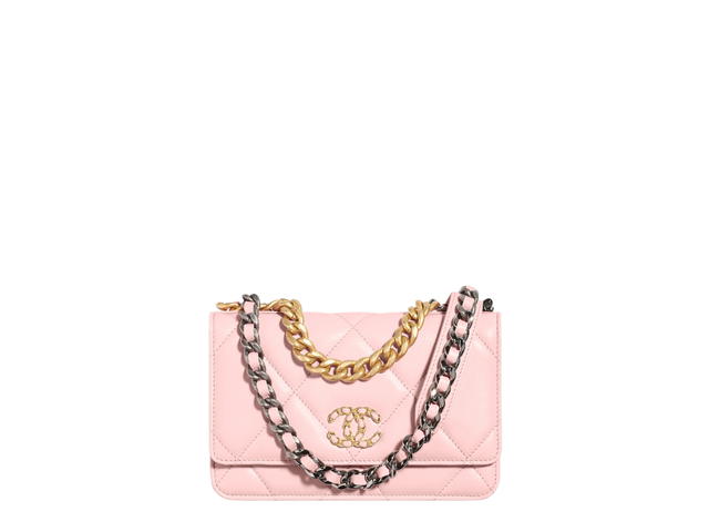 Chanel Chanel 19 Wallet On Chain - view 1