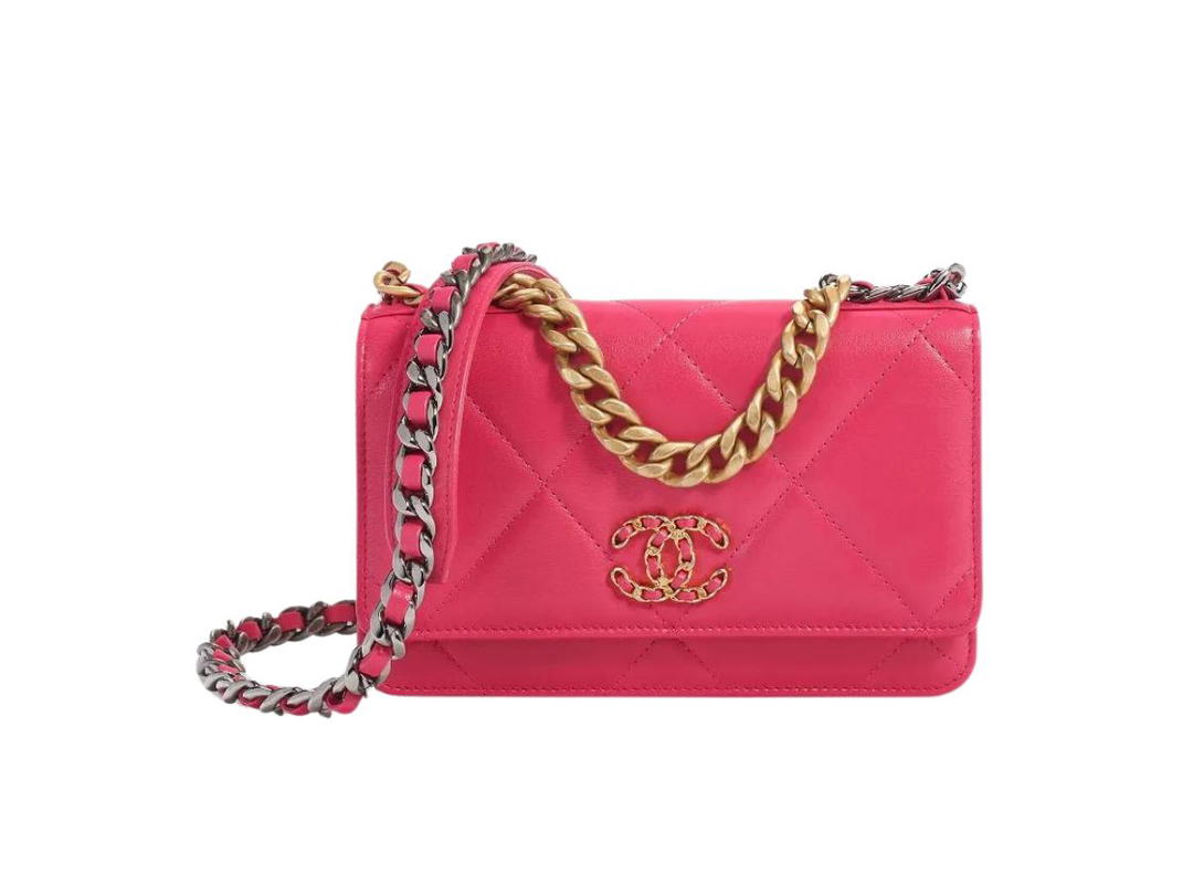 Chanel Chanel 19 Wallet On Chain