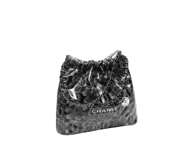 Chanel Chanel 22 Handbag - view 2