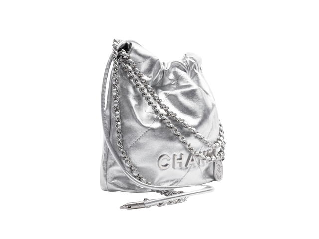 Chanel Chanel 22 Mini Handbag In Metallic Lambskin With Silver Metal Silver Hardware - view 3