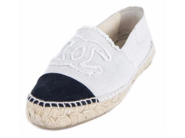 Chanel Chanel BEIGE & BLACK CANVAS CAP TOE CC ESPADRILLES - view 2