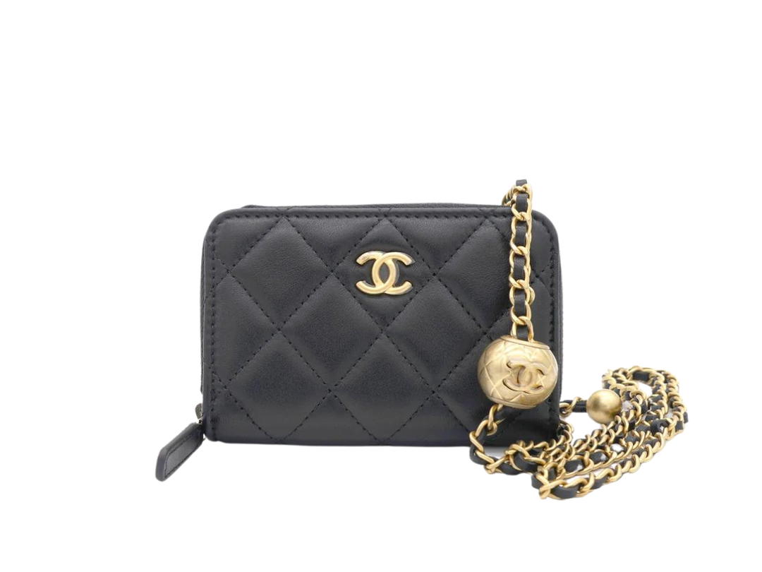 Chanel Chanel Zipped Wallet