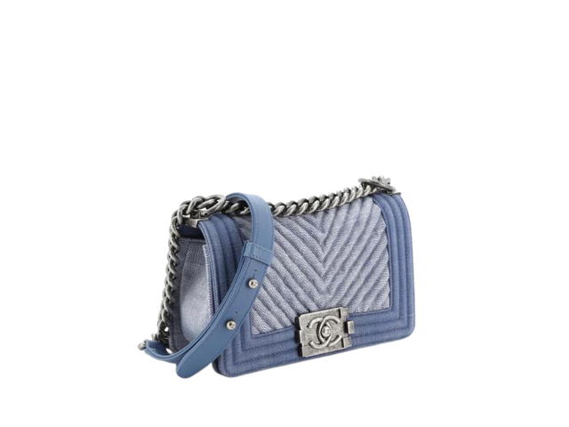 Chanel Chanel Boy Chanel Flap Bag - view 2