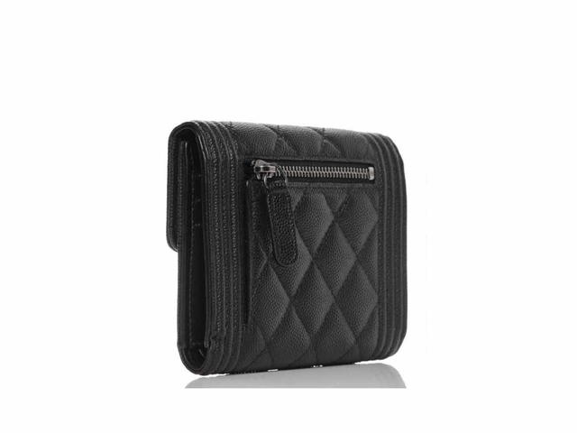Chanel Chanel Boy Chanel Flap Wallet - view 3