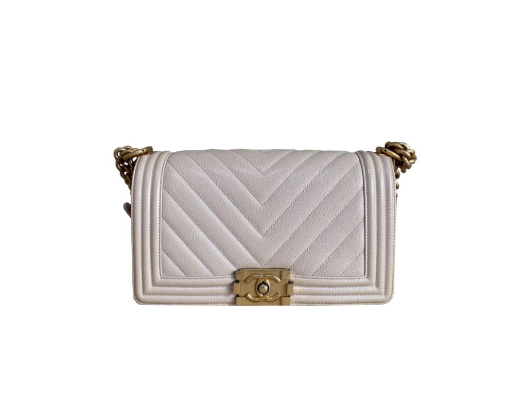 Chanel Chanel Boy Chanel Medium Handbag