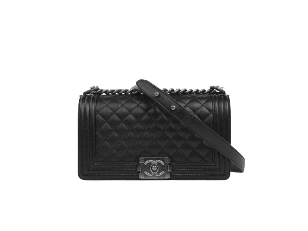 Chanel Chanel Boy Chanel Medium Handbag