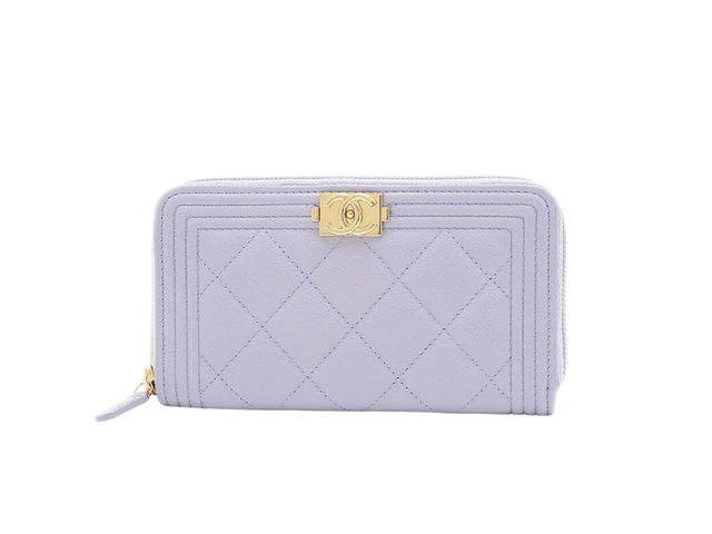 Chanel Chanel Boy Chanel Zipped Wallet - view 1