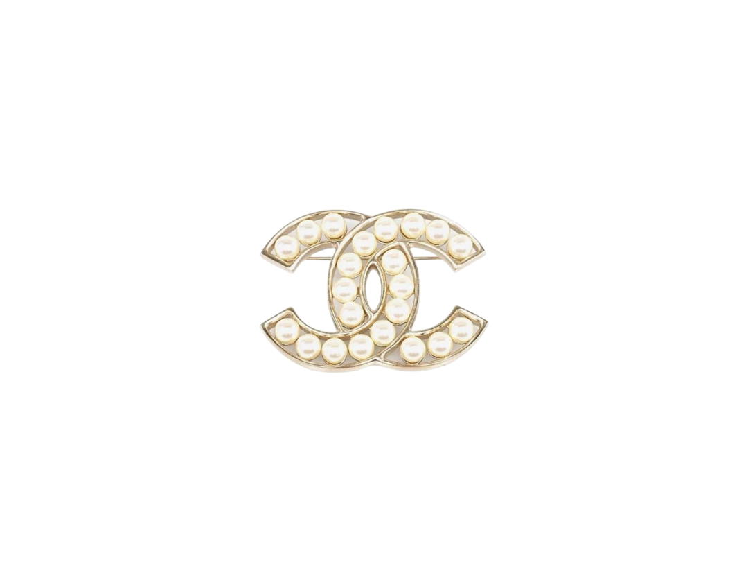 Chanel Chanel Brooch In Metal Glass Pearls & Gold Pearly White