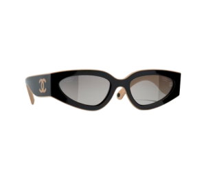 Chanel Miroir Double Facettes Limited-Edition Mirror Duo 131