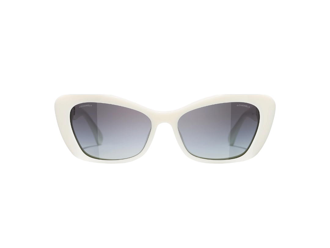 Chanel Chanel Cat Eye Sunglasses In White Acetate Frame-Glass Pearls With Gray Gradient Lenses