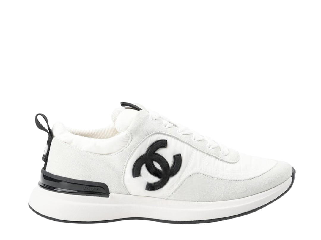 Chanel Chanel CC Logo Trainers Sneakers In Suede Calfskin And Nylon White