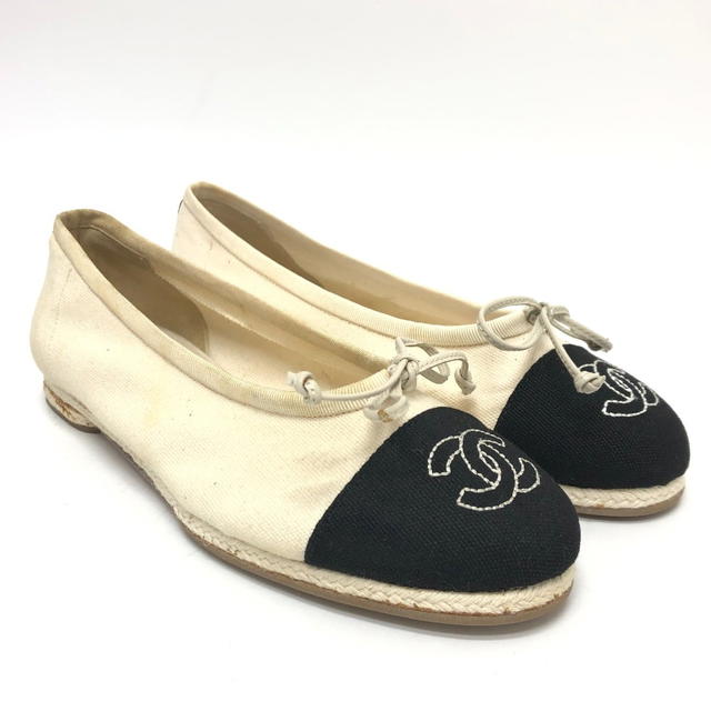 Chanel CHANEL CC Mark Espado Ribbon Bicolor Flat Shoes pumps Canvas White/Black - view 3
