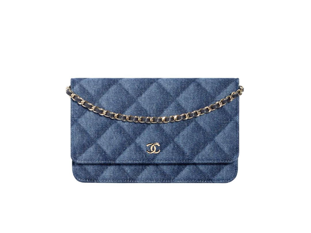 Chanel Chanel Classic Wallet On Chain
