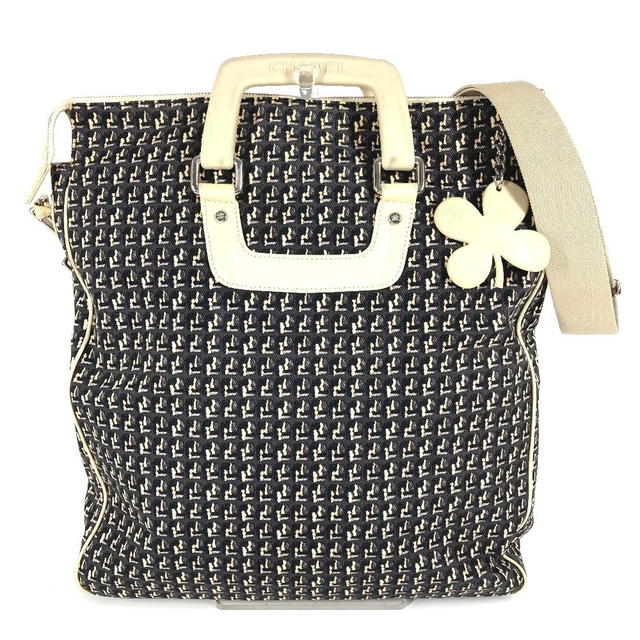 Chanel CHANEL Clover logo 2-way bag Handbag Vertical Tote Crossbody Shoulder Bag - view 2
