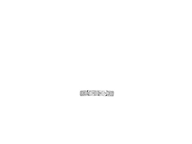 Chanel Chanel Coco Crush Ring Mini Version In 18k White Gold With Quilted Motif-Diamond - view 3