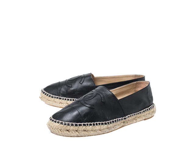 Chanel Chanel Espadrilles In Black Leather CC Cap - view 2