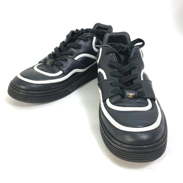 Chanel CHANEL G35063 Bicolor logo lace shoes sneakers Leather Black/White - view 1