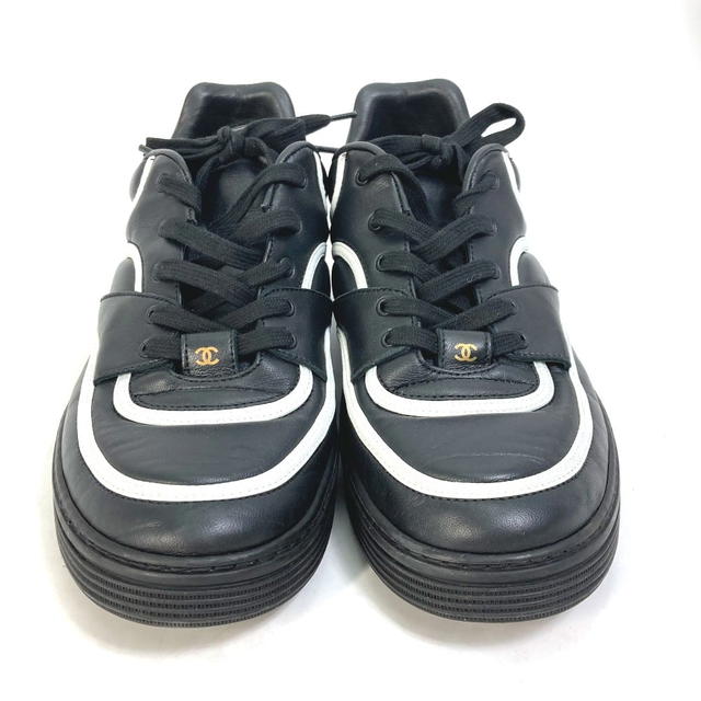 Chanel CHANEL G35063 Bicolor logo lace shoes sneakers Leather Black/White - view 2