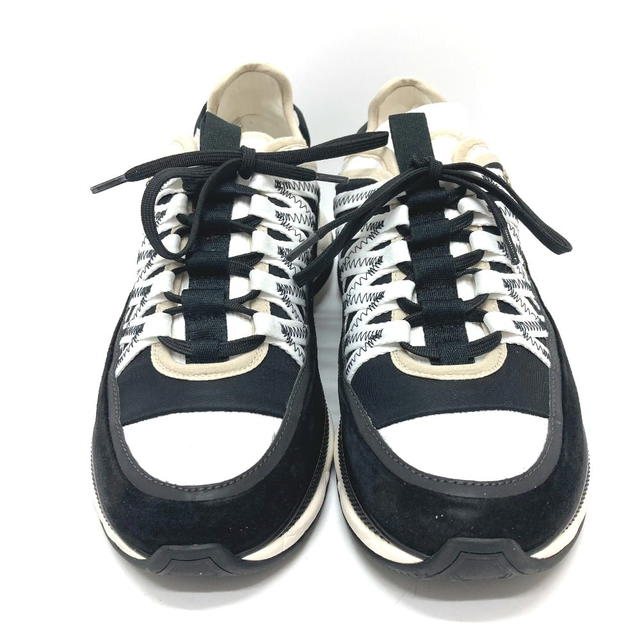 Chanel CHANEL G46260 25C Spindle CC Mark Fabric Sneakers Shoes suede Black/White - view 3
