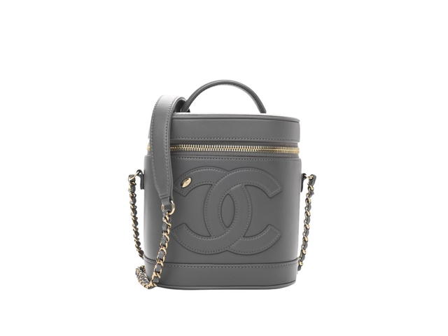 Chanel Chanel Clutch With Chain - view 1