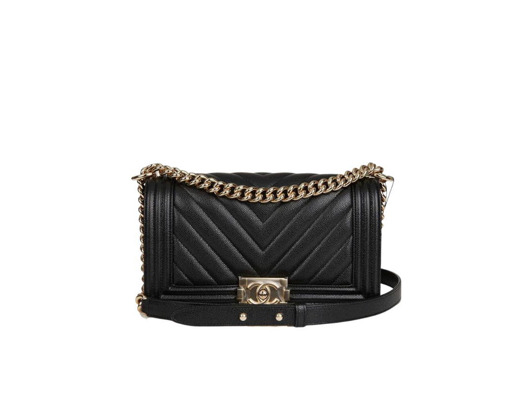 Chanel Chanel Boy Chanel Medium Handbag