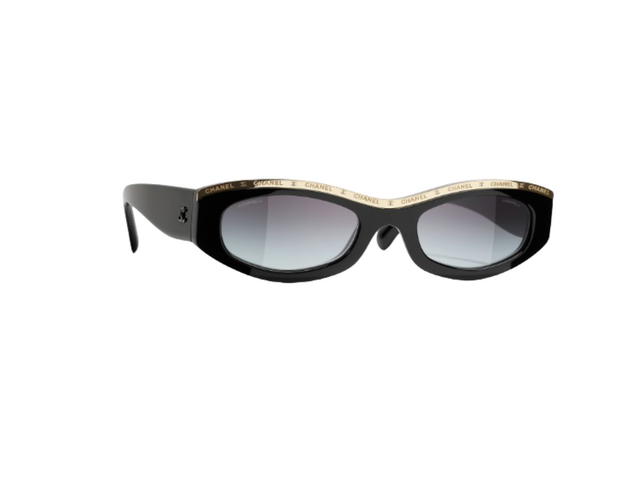 Chanel Chanel Oval Sunglasses In Acetate Black Gold With Lenses Gray Gradient - view 2