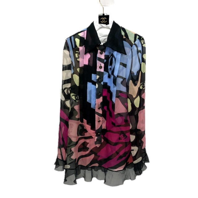 Chanel CHANEL P61292 CC Mark Button Matelasse 4 Pocket Cardigan jacket cardigan - view 2