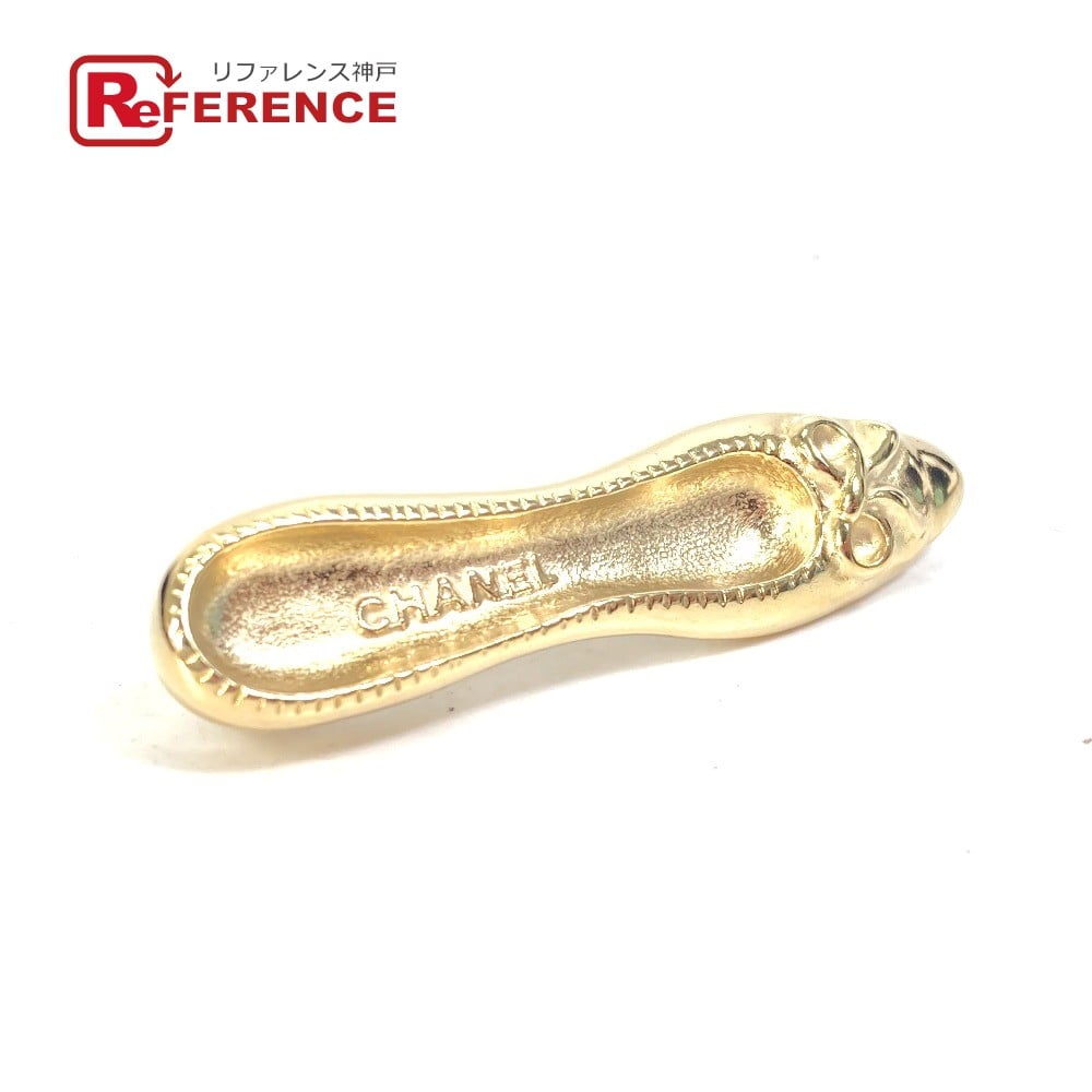 Chanel CHANEL pumps motif Pin Brooch B23A accessories Brooch Gold Plated Gold