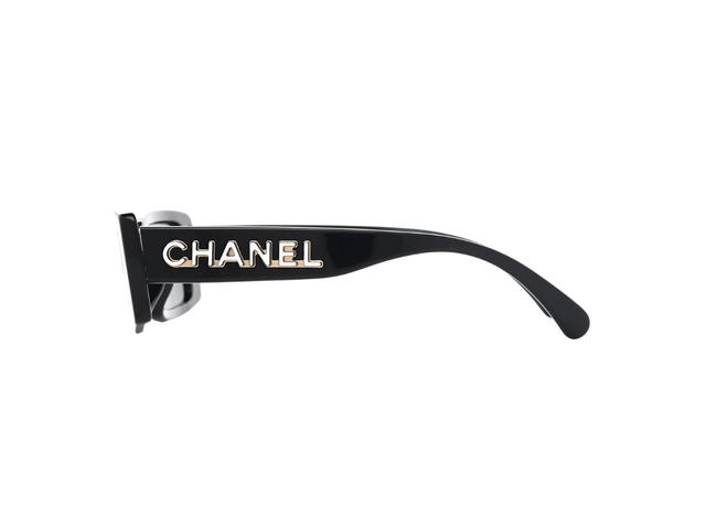 Chanel Chanel Rectangle Sunglasses In Black-White Acetate With Grey Lenses - view 3