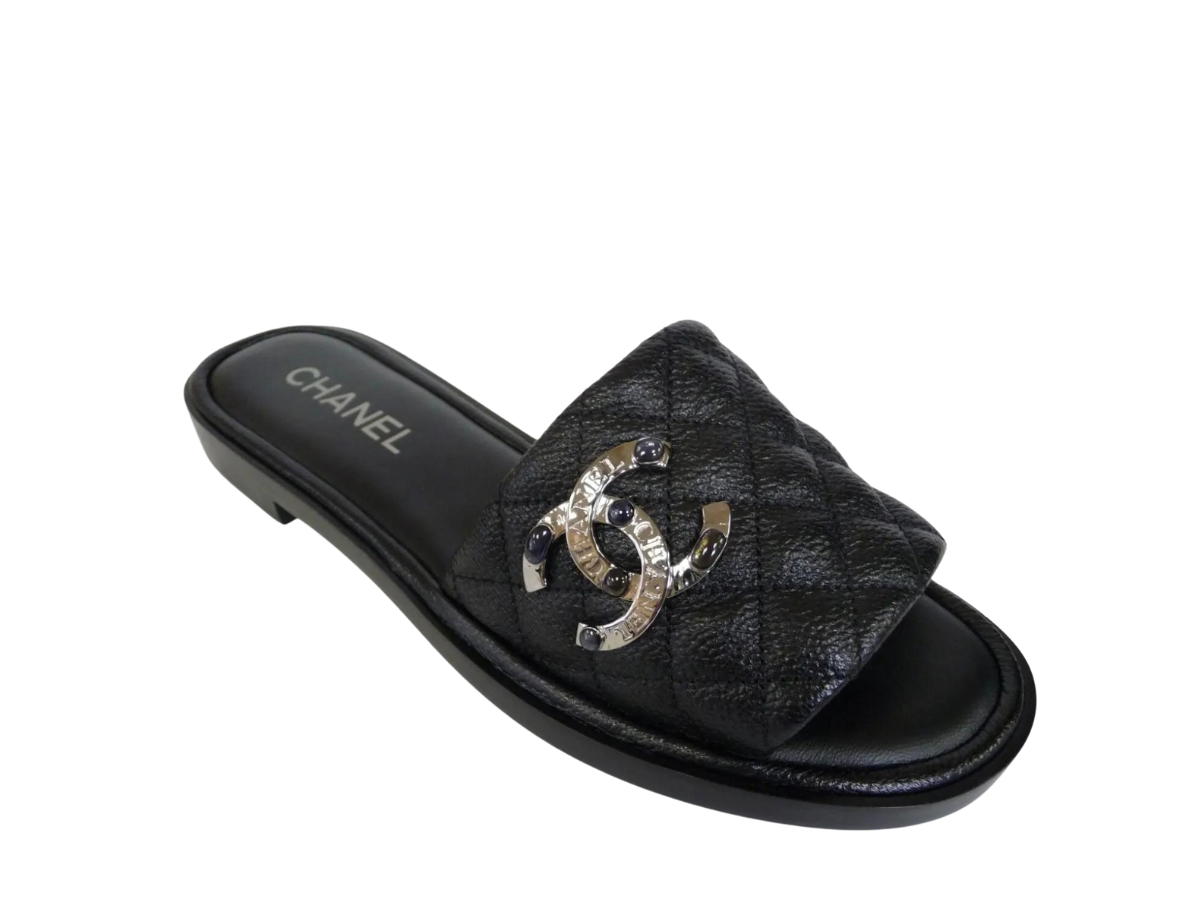 Chanel Chanel Sandals In Shiny Goatskin and Metal Black