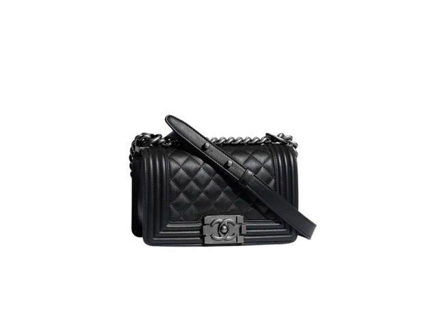 Chanel Chanel Boy Chanel Small Handbag - view 1