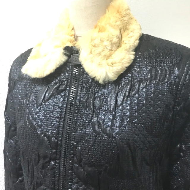 Chanel CHANEL Sports 08A Jacket with Fur Metallic Black/Metallic Navy - view 2