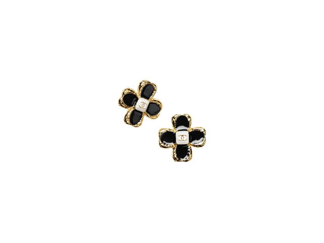 Chanel Chanel Stud Earrings In Metal With Resin Gold Hardware Black-Pearly White - view 1