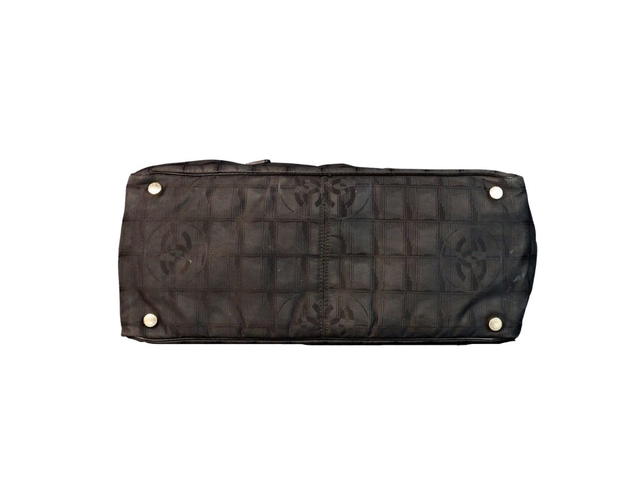 Chanel Chanel Tote - view 3