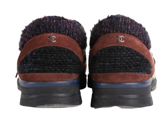 Chanel Chanel Tweed Low Top Gold Leather Black - view 3