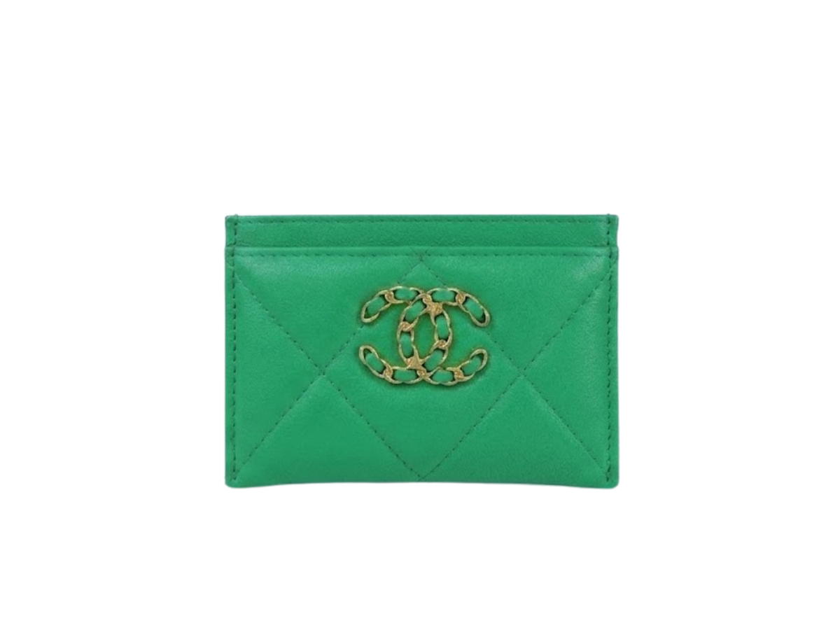 Chanel Chanel 19 Card Holder Green